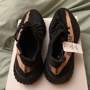Yeezy 350v2 rep in copper color size 81/2 fits true good quality for what it is